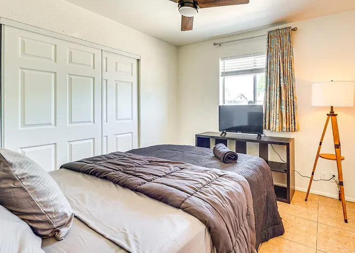 3 Mi To Dtwn Mesa: W/ Fenced Backyard! * Mesa
